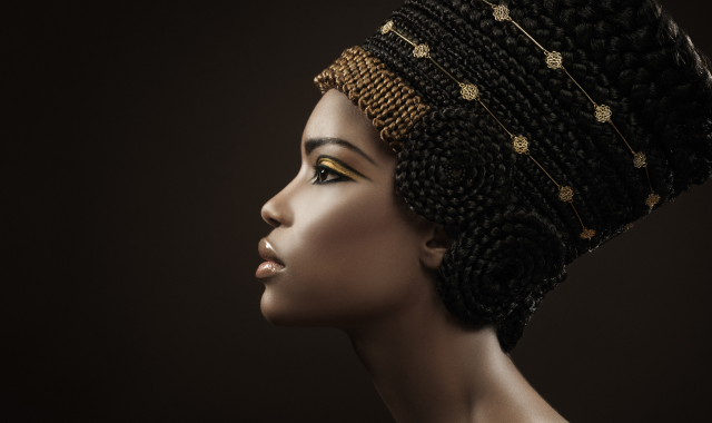 Zaman Geriye Aksın: Eski Mısır Kadınlarının Saç Bakım Sırları